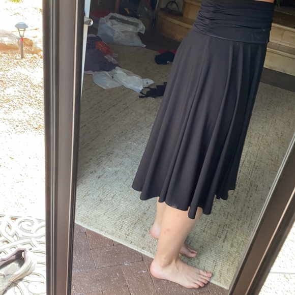 Black Convertible skirt and strapless dress. - Picture 7 of 7